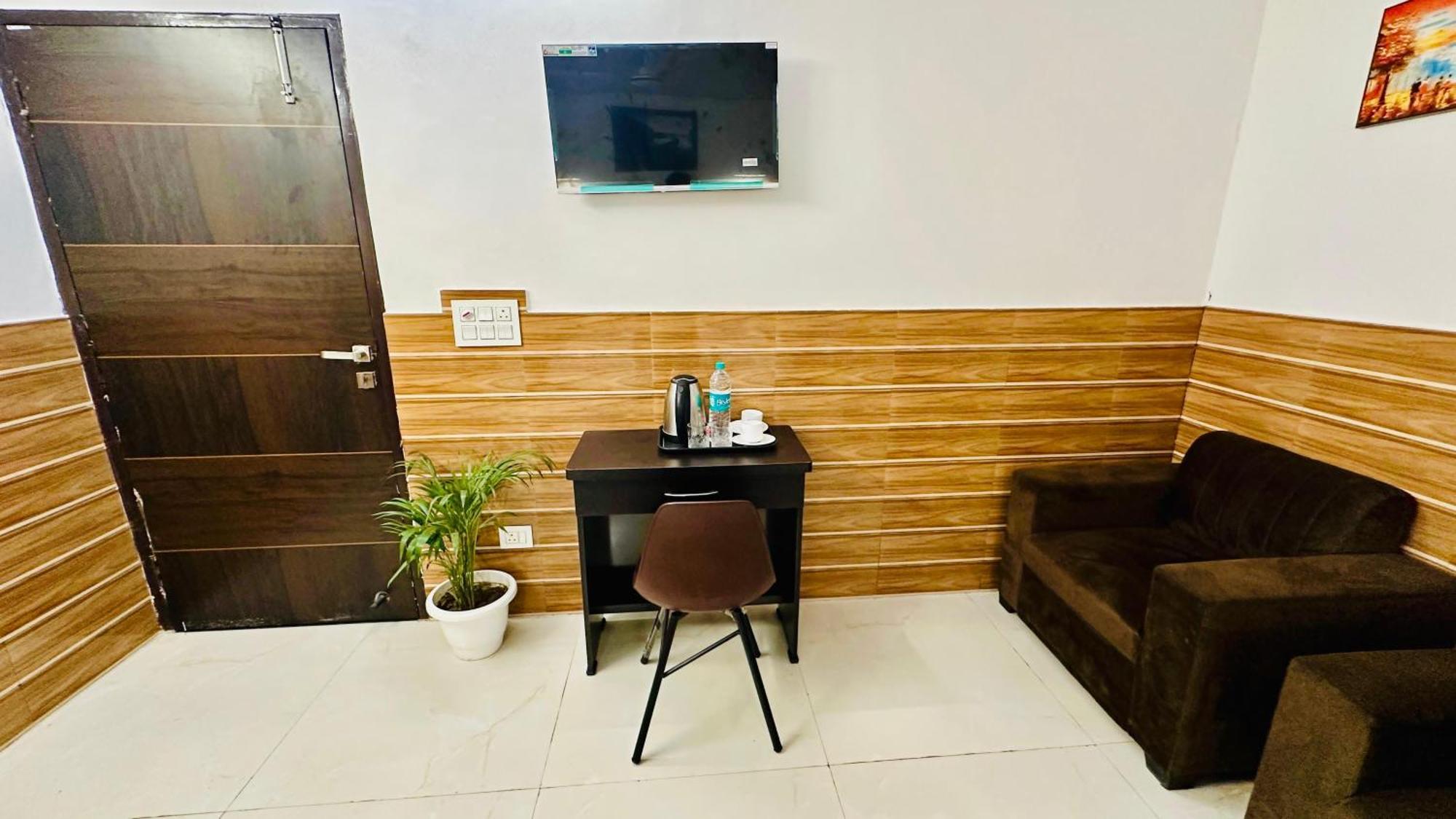 Hotel Dr White House - Noida Sector 18 Exterior foto